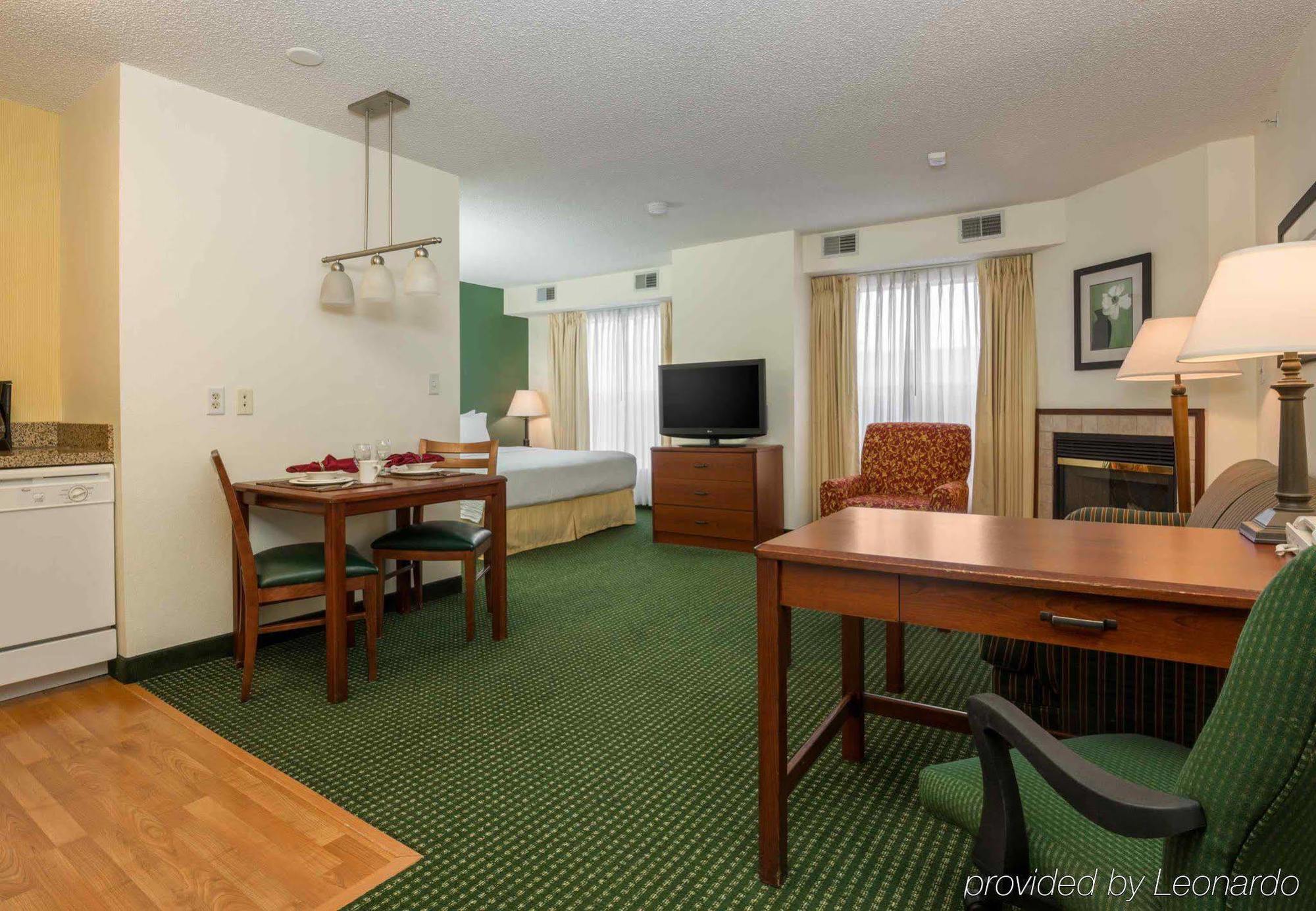 Residence Inn Houston North Exteriör bild